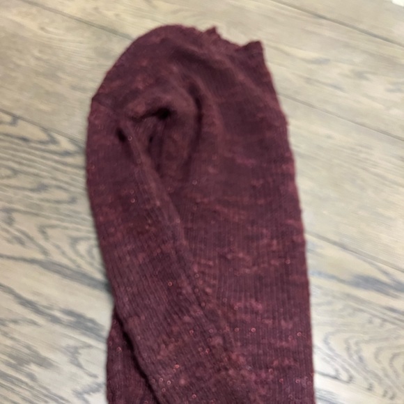 American eagle v-neck distressed sweater - Picture 4 of 4